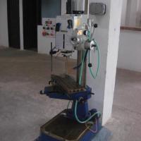 Furadeira Fresadora Manrod MR 240